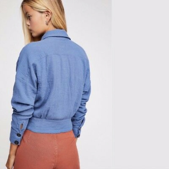 Sunstreaks tie front Blouse - Picture 6 of 6